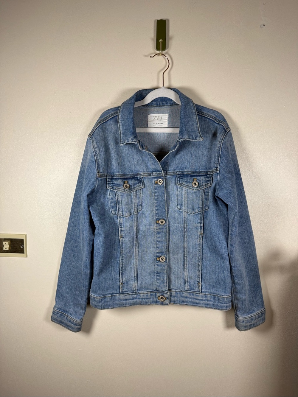 Zara Girls Light Wash Denim Jean Jacket Size 11-12 Y2K Back to School
